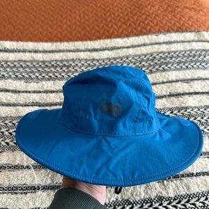 outdoor research kids seattle sombrero blue size M medium rain wear black fleece